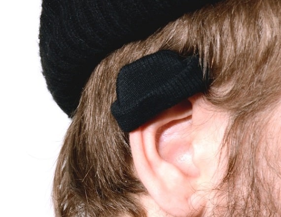 Ear hat toque