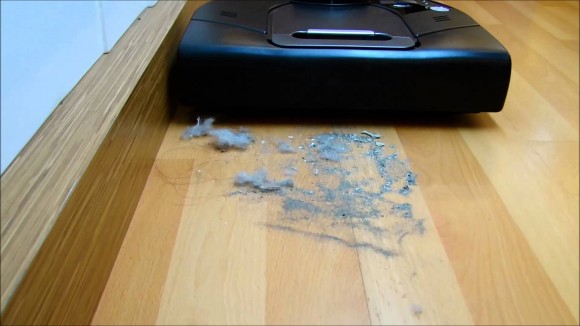 Neato-Robotics-Xv-Signature-Vacuum