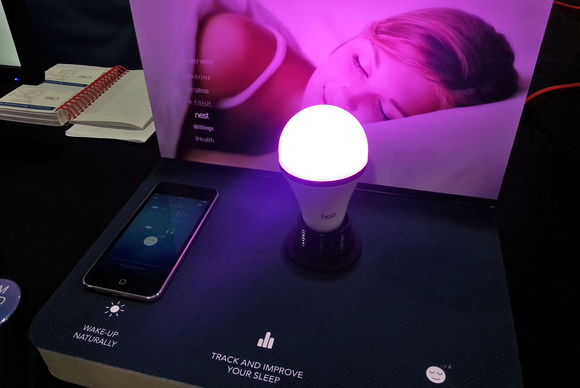 Post image for Holi SleepCompanion – Light Bulb That Helps You Sleep