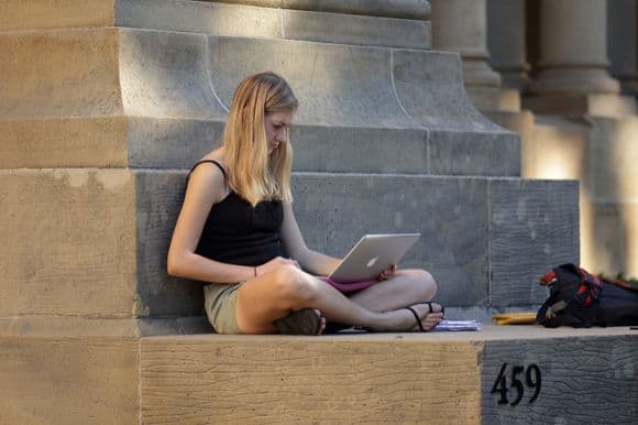 Post image for Do You Need a Tablet or Laptop?