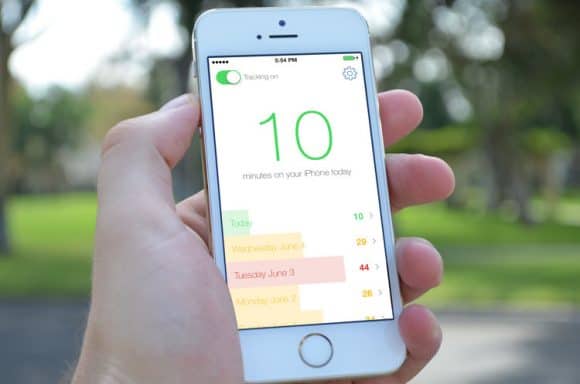 Post image for Moment – Slow It Down And Get Off The Phone
