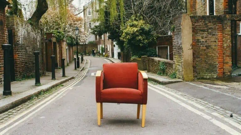 chair middle of road
