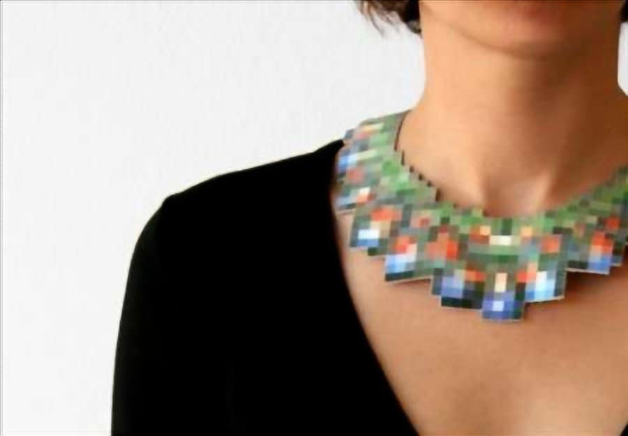 pixelated necklack