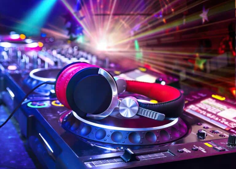 selecting dj equipment enlarged
