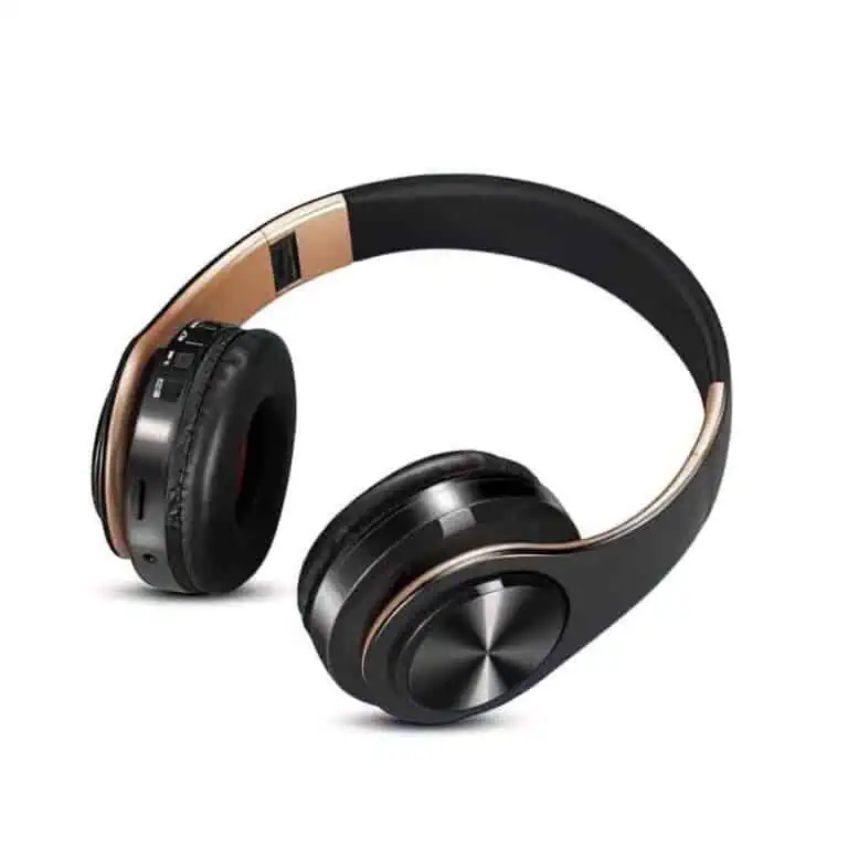 noise cancelling headphones