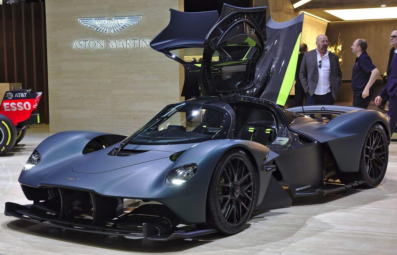2022 Aston Martin Valkyrie Spider: A Valkyrie that can touch speeds Of 205 MPH with The roof off! 1 1920px Aston Martin Valkyrie Verification Prototype 001 Genf 2019 1Y7A5569