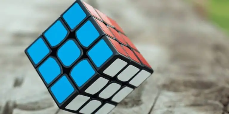 How To Solve Triangle Rubik's Cube?