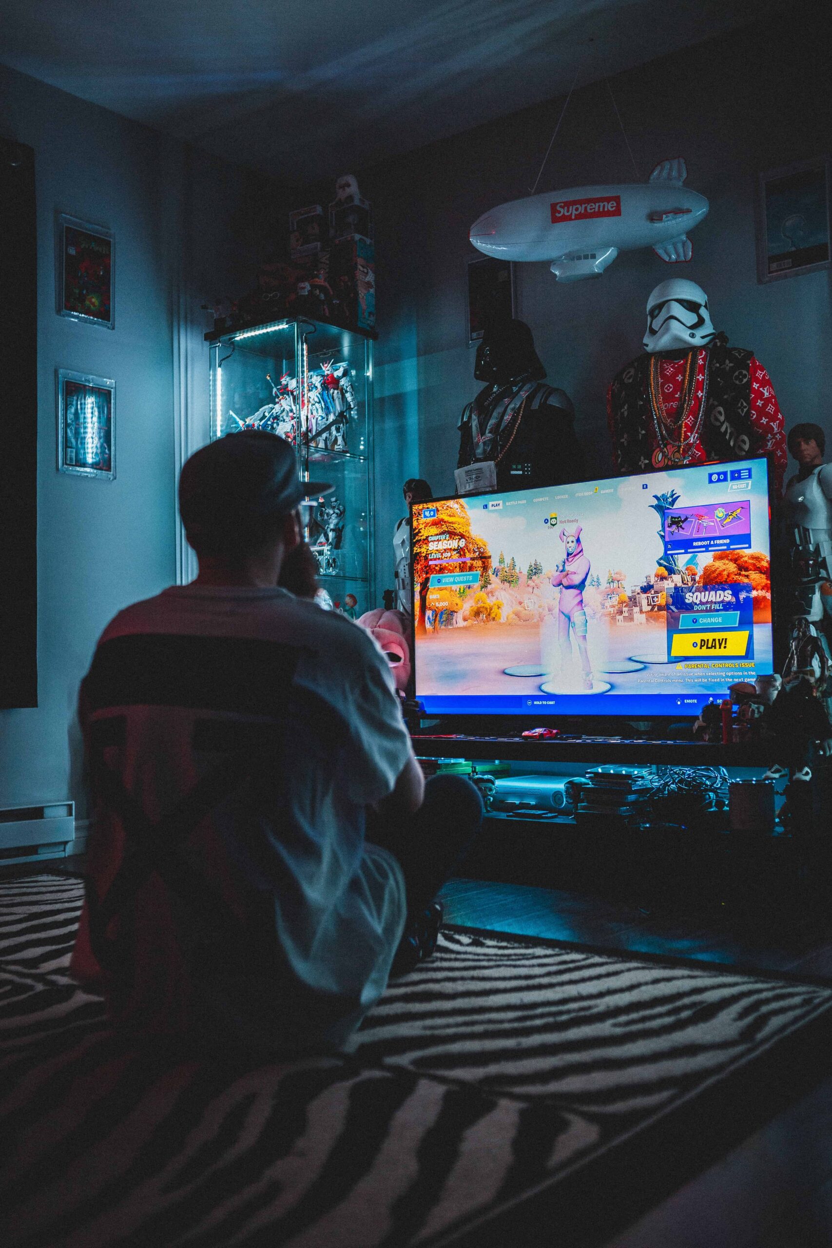 How to Spot A Gamer: Signs That Someone is a Hardcore Gamer 2 how to spot a gamer