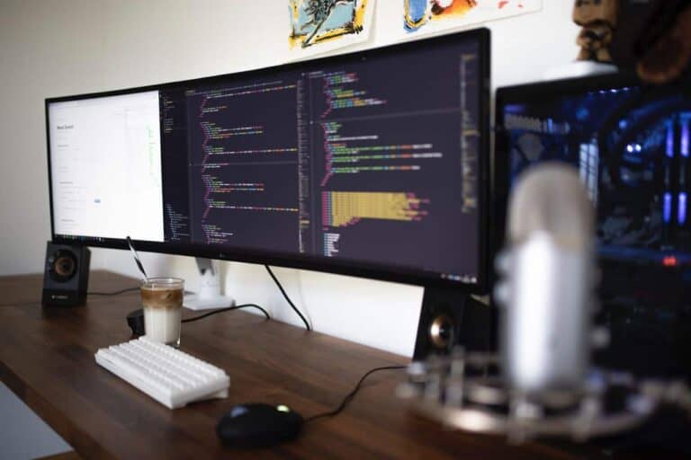Why You Need a VESA Mount A No Brainer for Your Computer Setup
