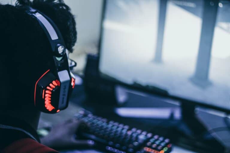 gaming with headphones