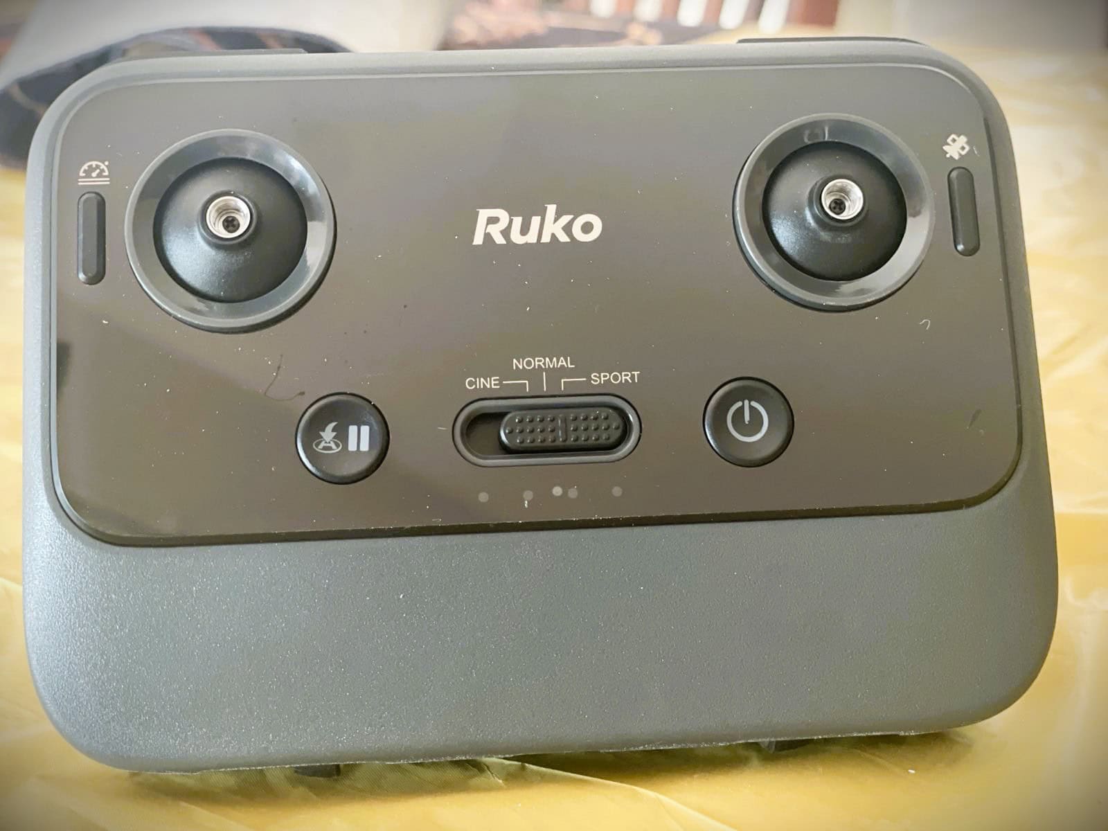 RUKO U11MINI 4K Drone Review 7 Ruko U11Mini 4K Drone Remote
