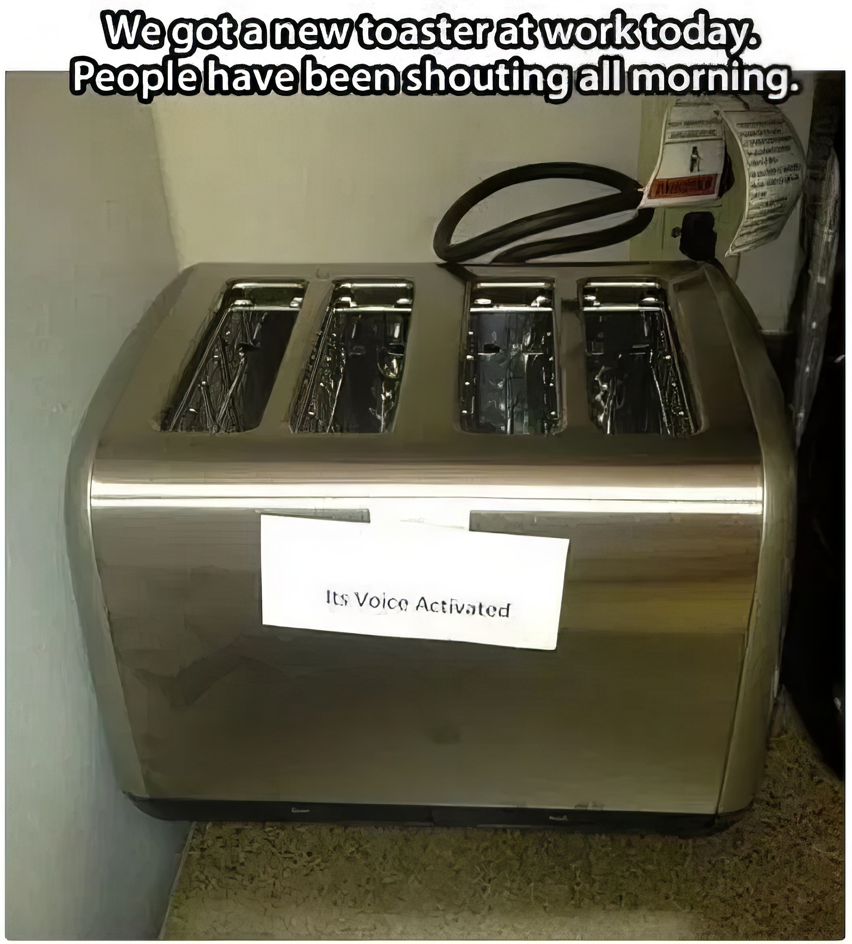 17 Office Pranks That Won't Get You Fired (Probably) 17 funny office pranks 16