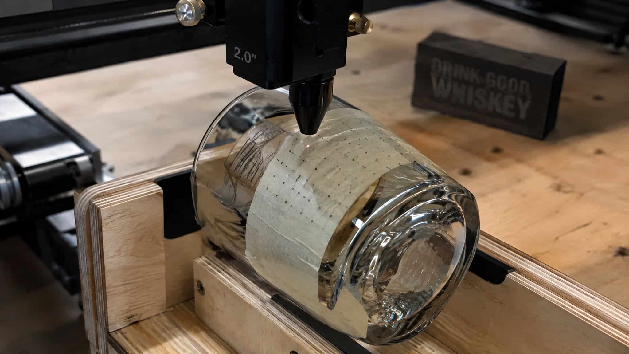 UV Laser Engraver for Glass: Tested Settings, Cracked Blanks, and When the 355nm Premium Pays Off 2 Topography mapping workflow measuring a curved whiskey glass surface for UV laser engraving focus layers