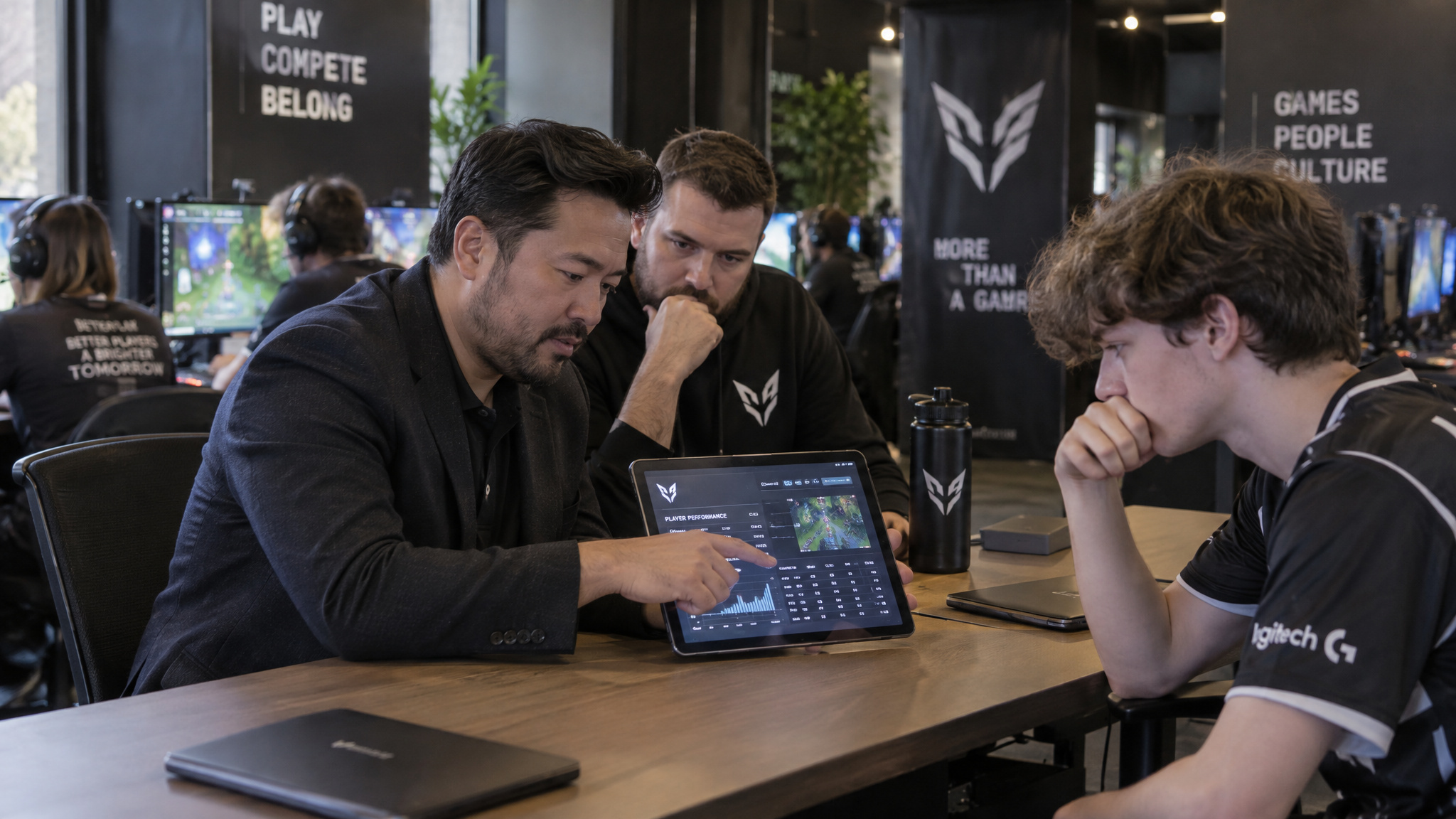 How to Get Into Female Esports Near Me: Local Leagues, LAN Centers & the Entry Path 4 Esports org owner evaluating a player's competitive placements before signing them
